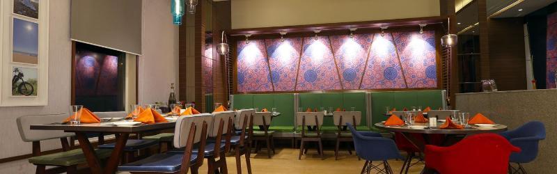 Holiday Inn Express Chennai Old Mahabalipuram Road Kültér fotó