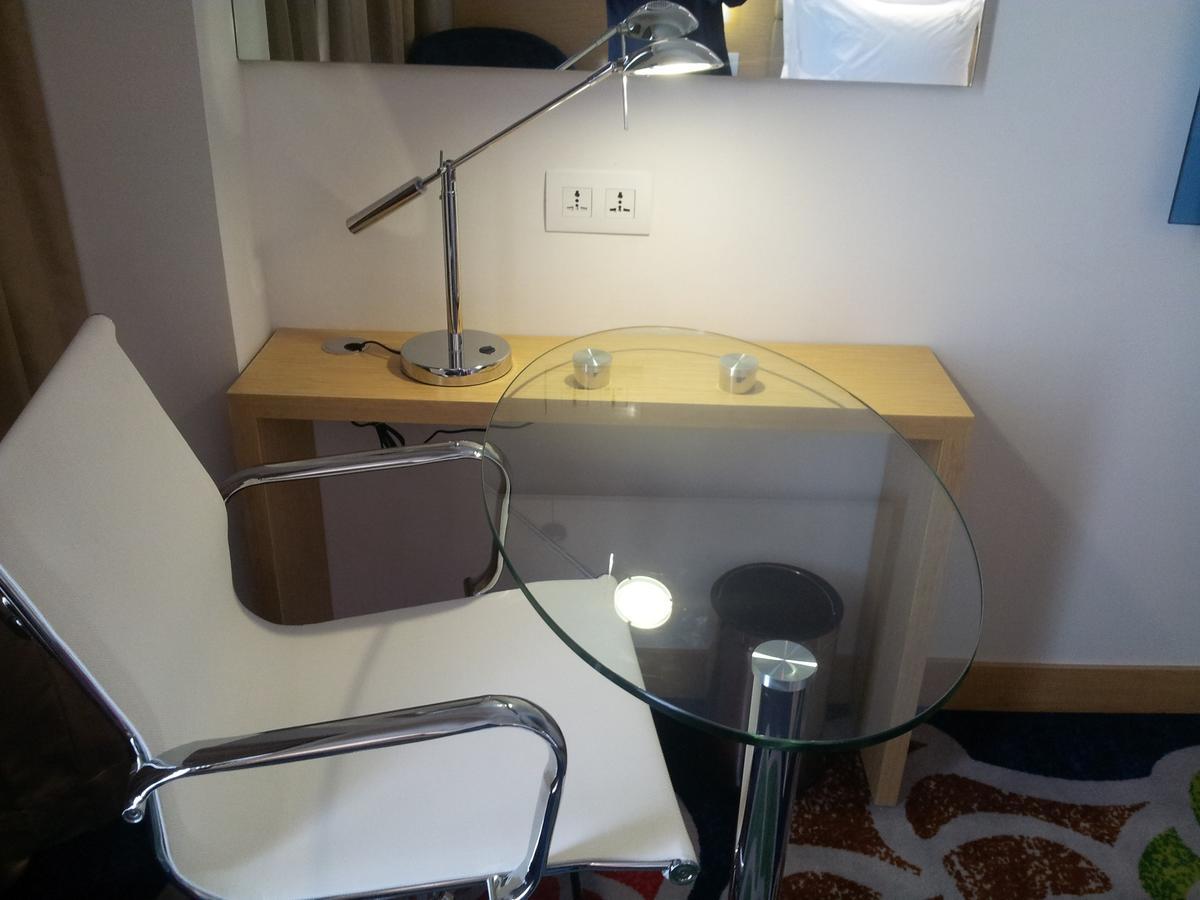 Holiday Inn Express Chennai Old Mahabalipuram Road Szoba fotó